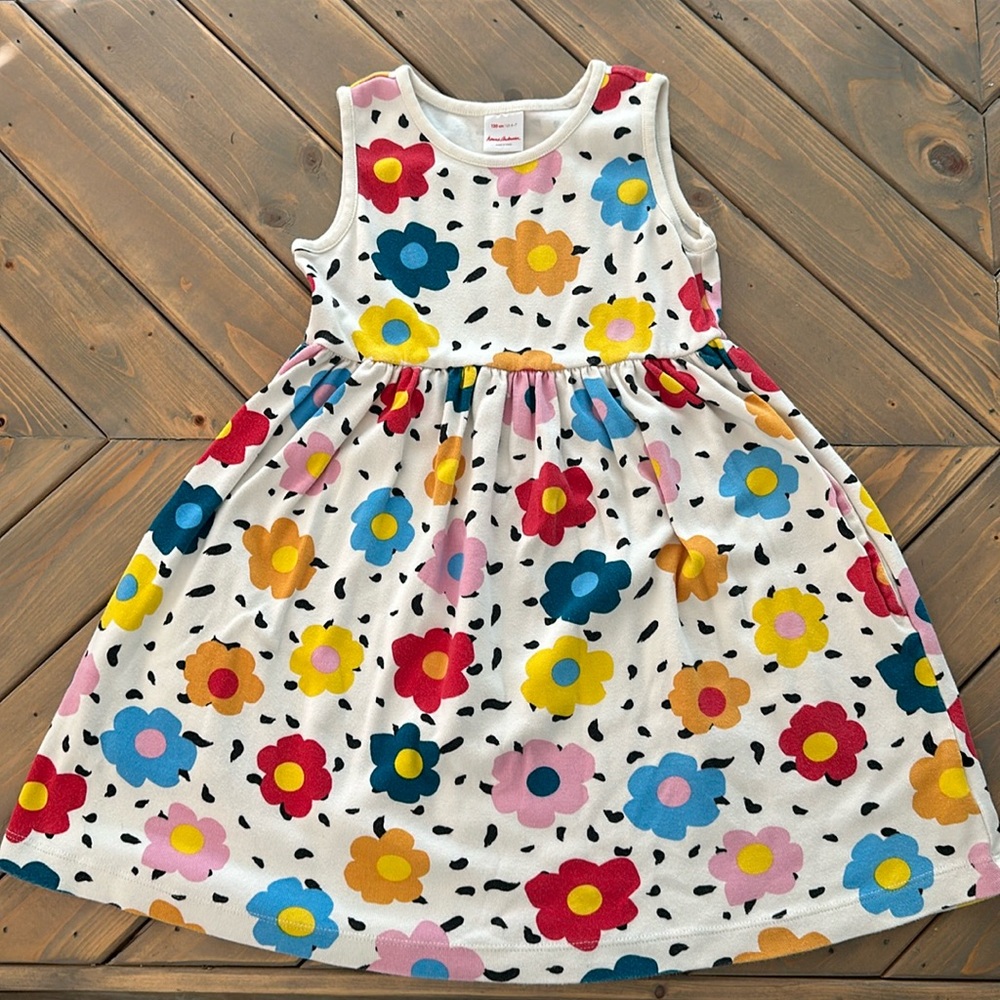 Girls Hanna Andersson dress. Gently used. Size 6-7.